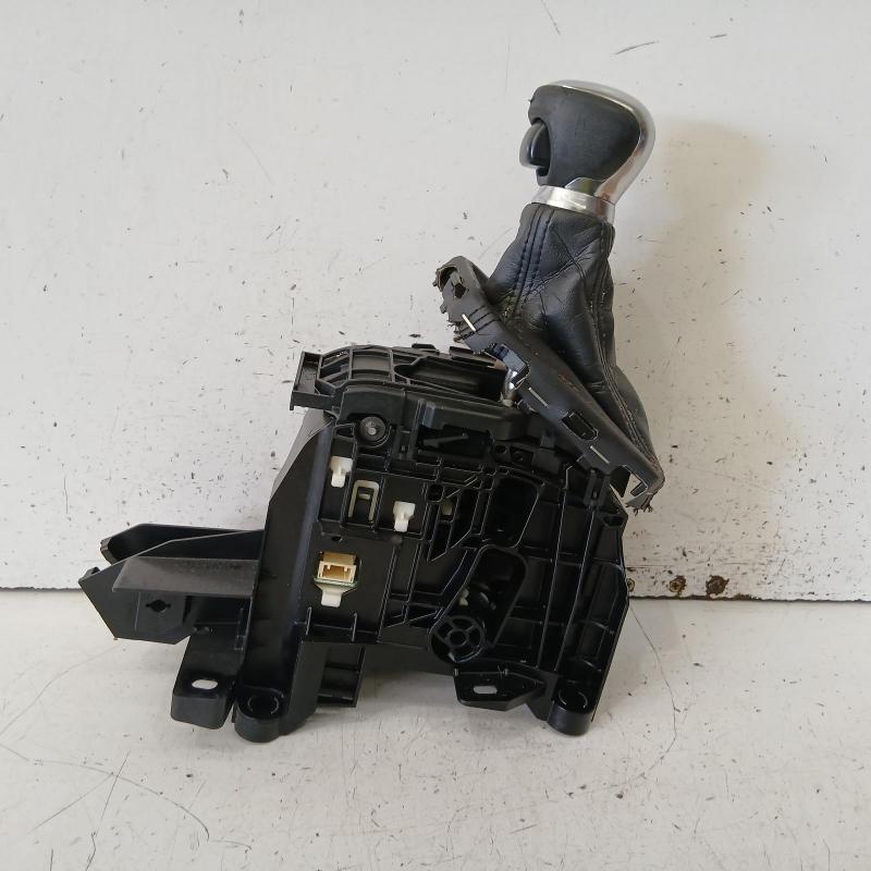 gear stick/shifter