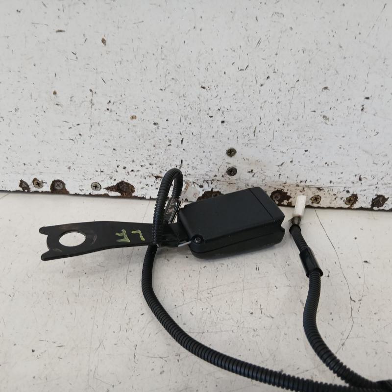 seat belt stalk