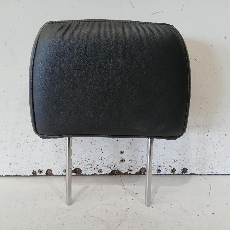 headrest