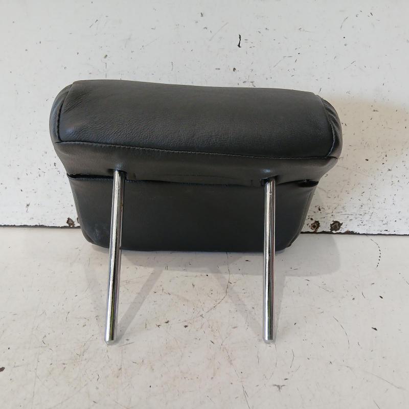 headrest