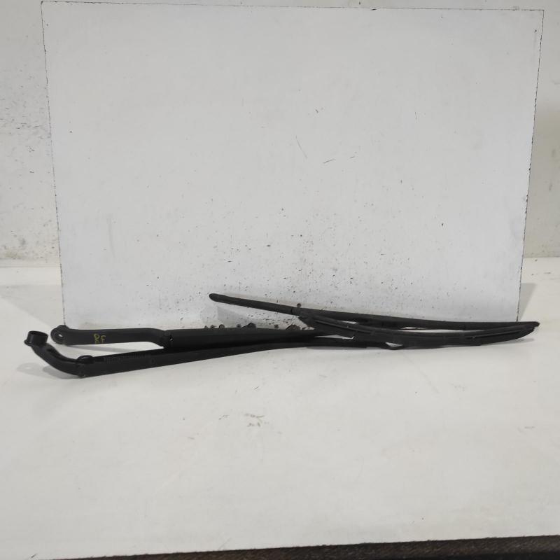wiper arm