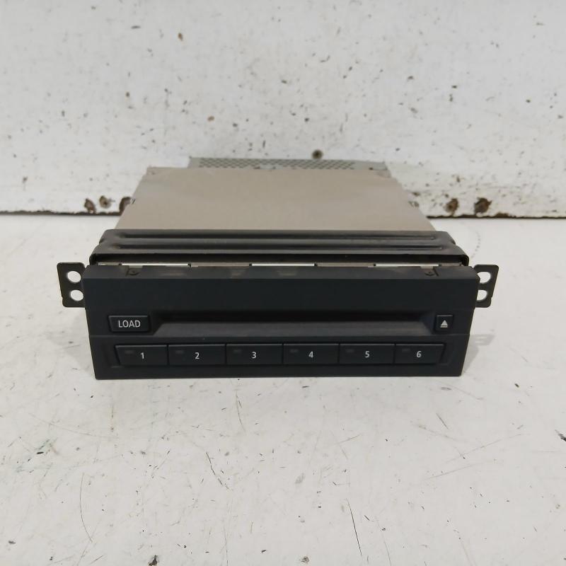 stereo/head unit