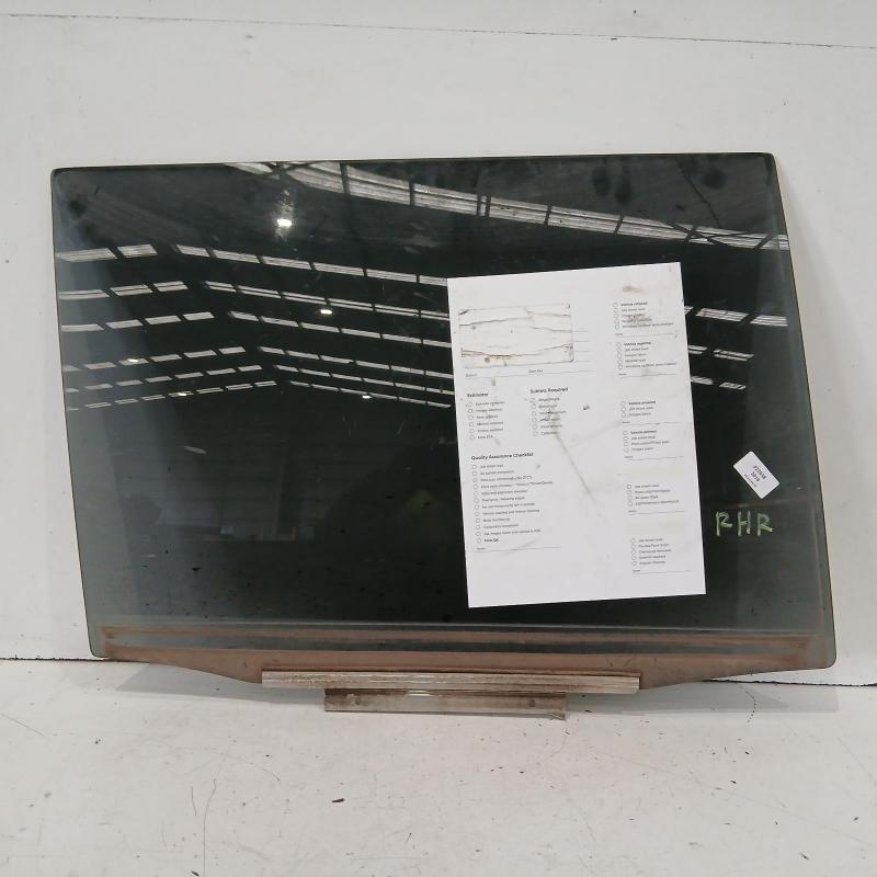door window rear right