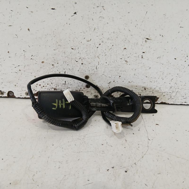 seat belt stalk