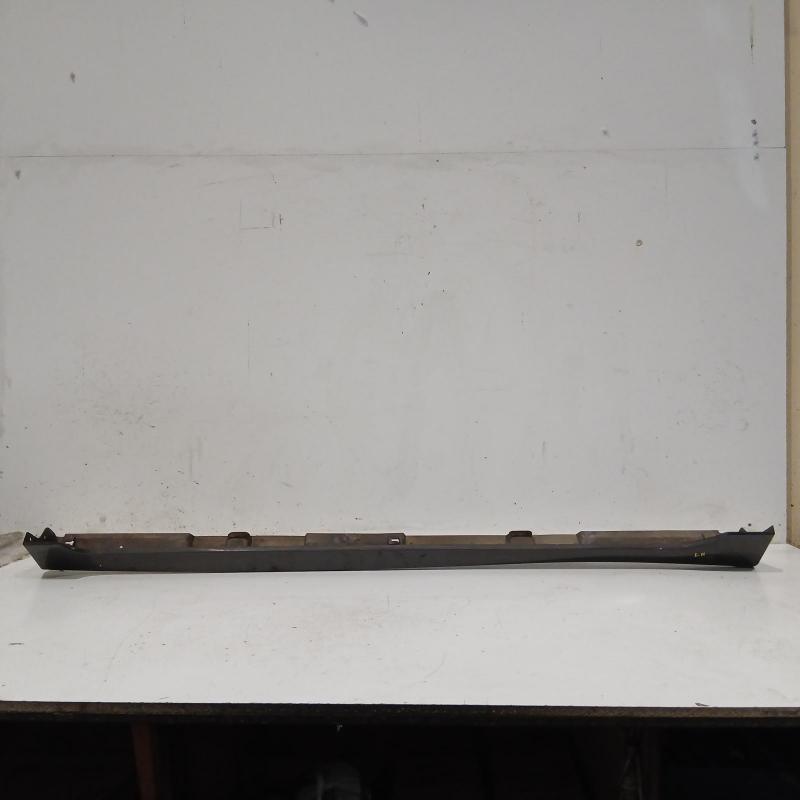 side step skirt