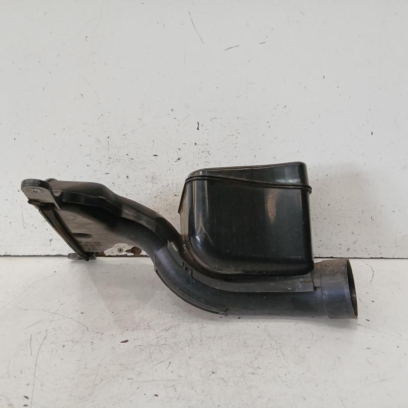 air cleaner duct/hose