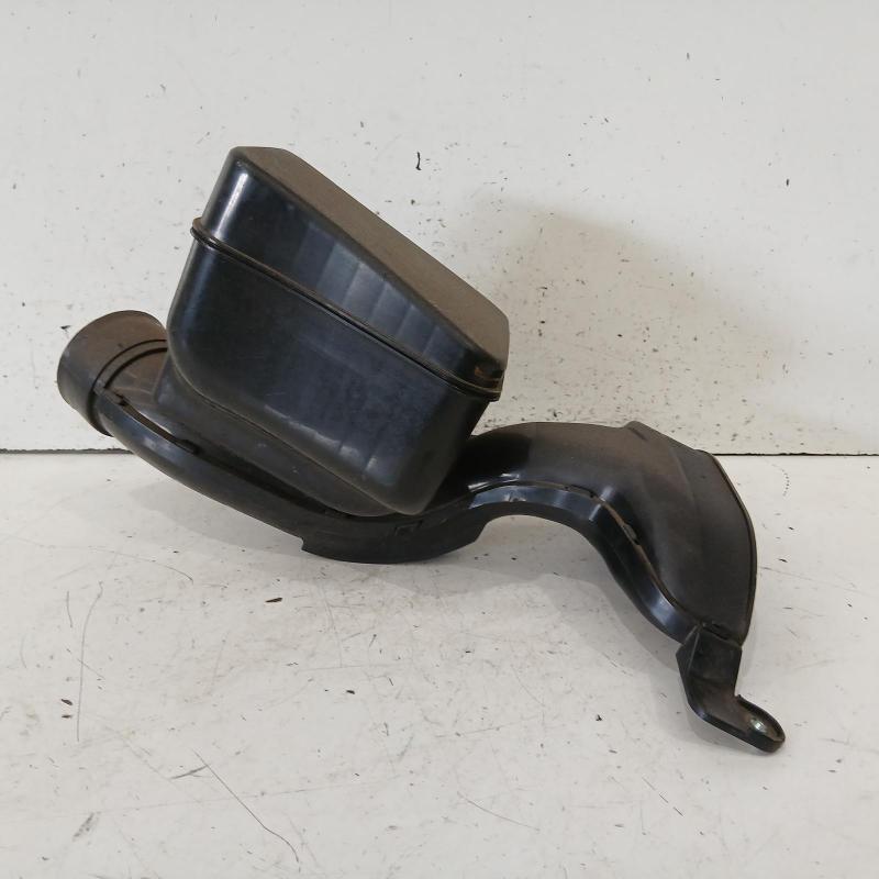 air cleaner duct/hose