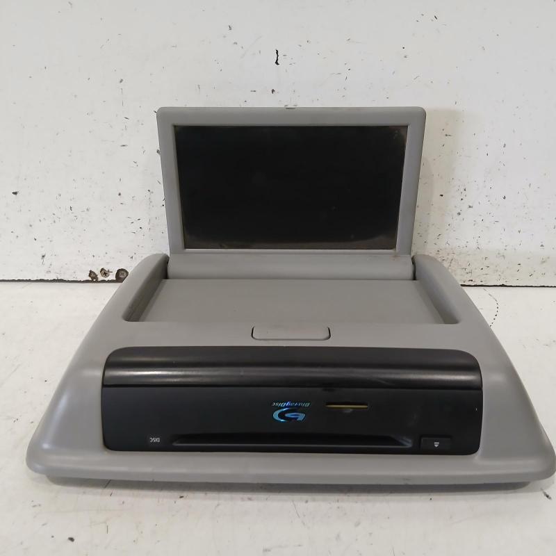 stereo/head unit