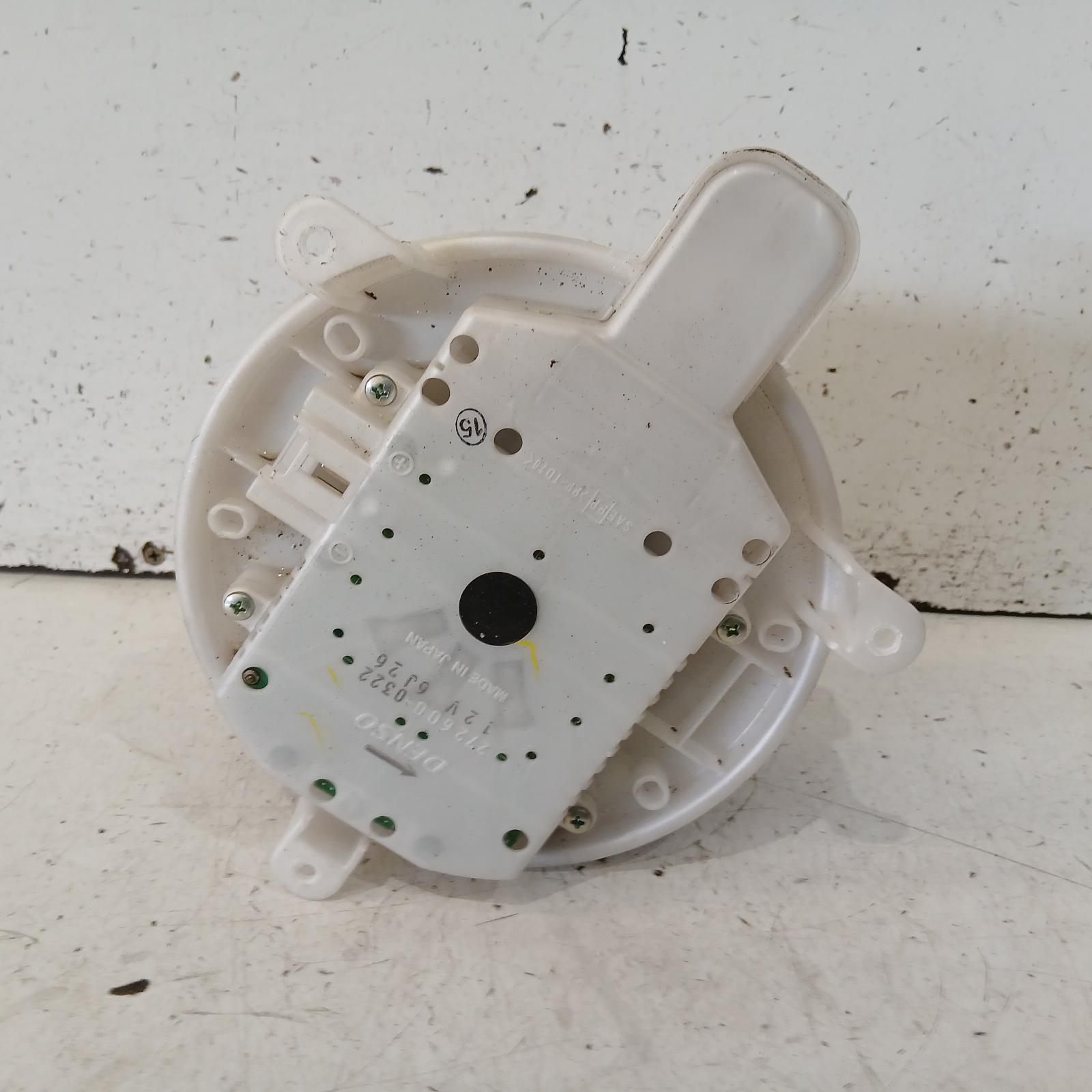 Is250/is250c Heater Fan/motor 2005-2014 is250/is250c/is350/is f,gse20r/gse21r/use20r,11/05-12/14 00021620 #708375
