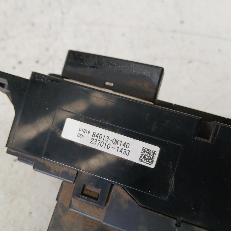 heater/aircon controls