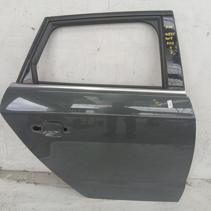 door/sliding rear right