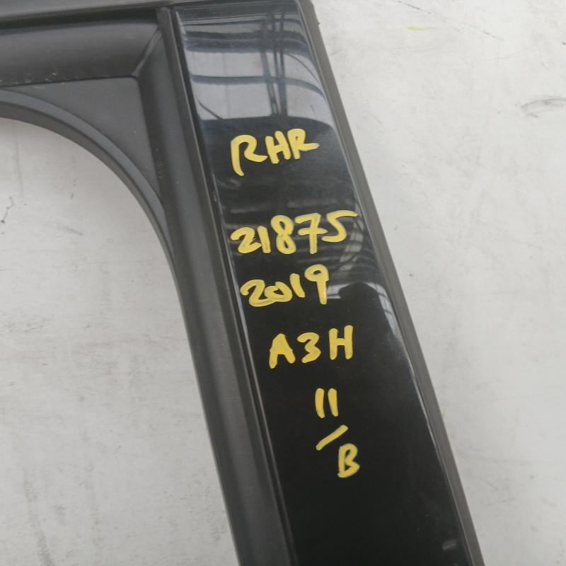 door/sliding rear right