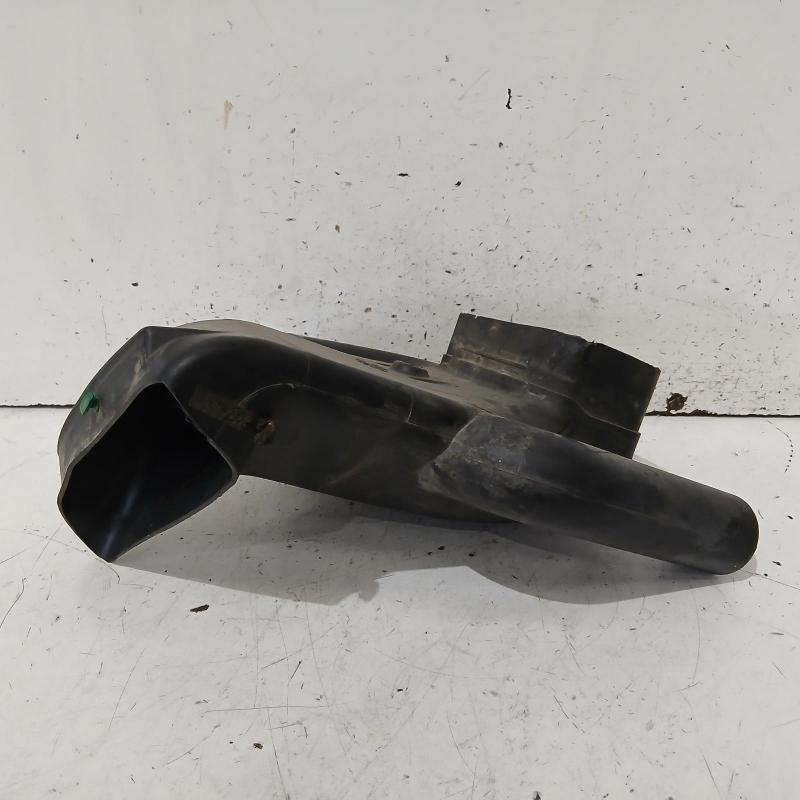 air cleaner duct/hose
