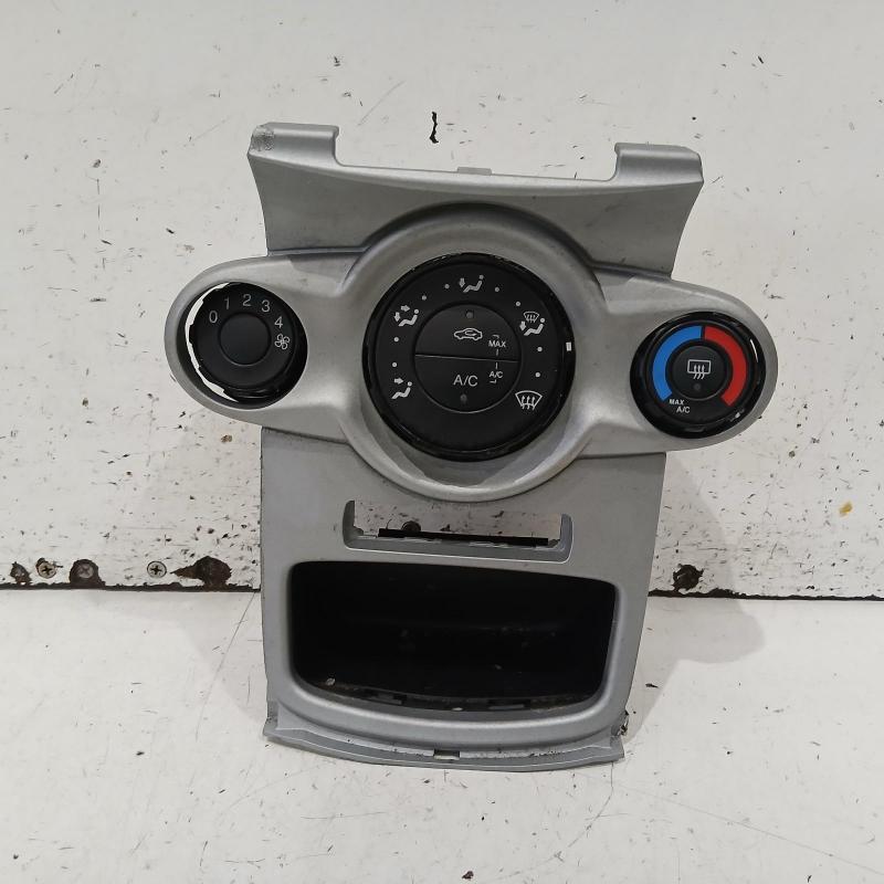 heater/aircon controls