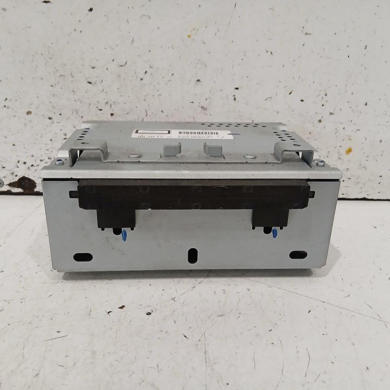 stereo/head unit