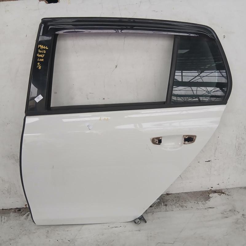 door/sliding rear left