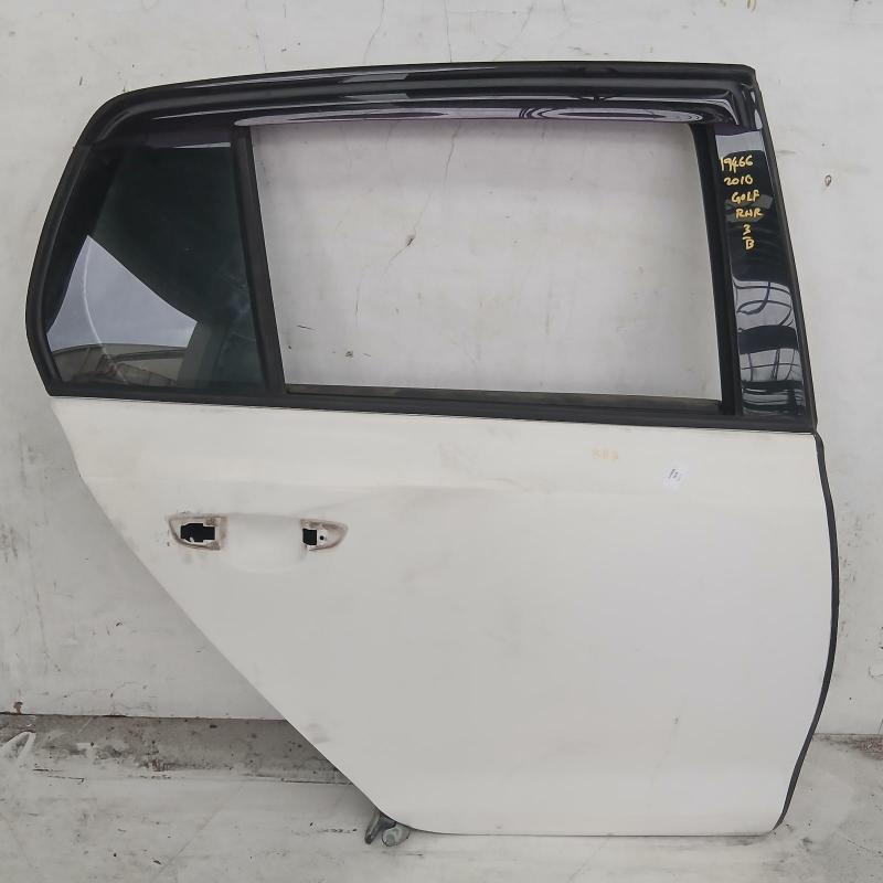 door/sliding rear right
