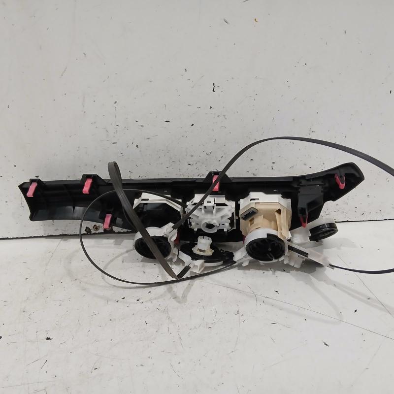 heater/aircon controls