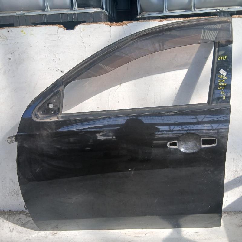door front left