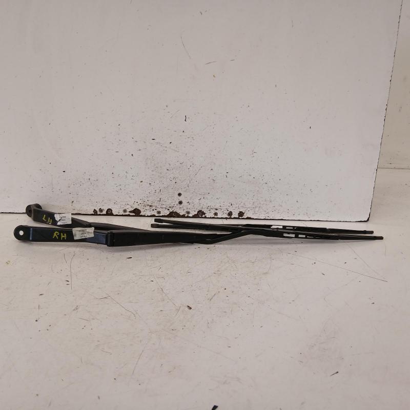 wiper arm