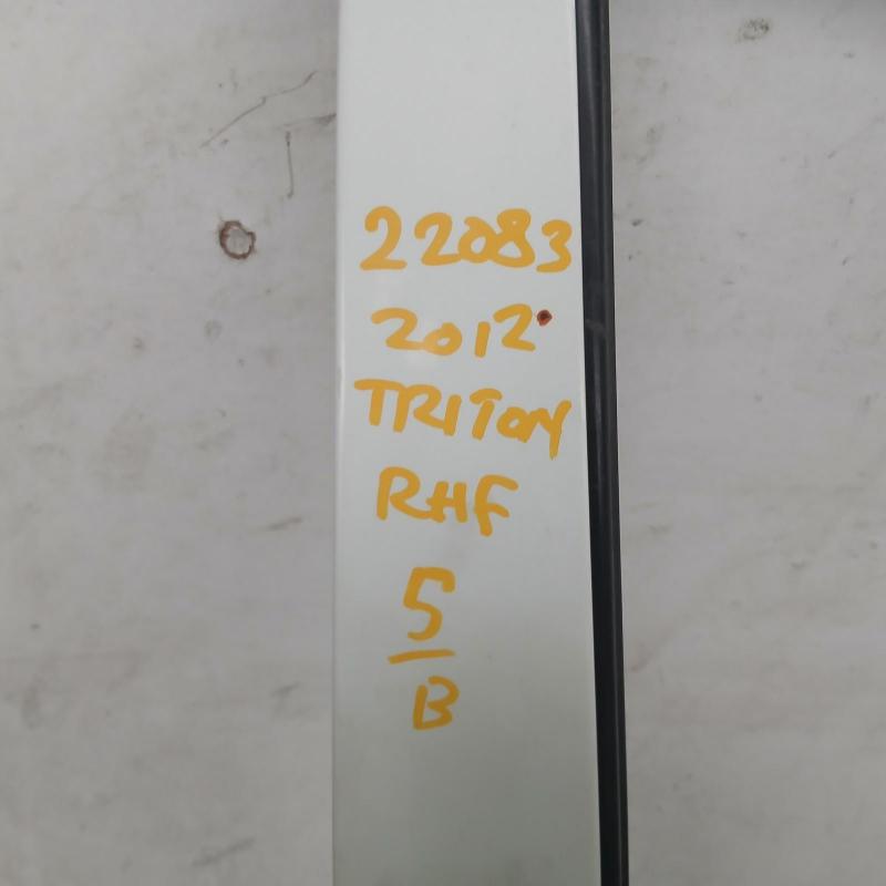 door front right