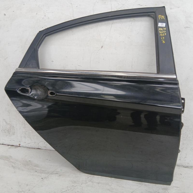 door/sliding rear right