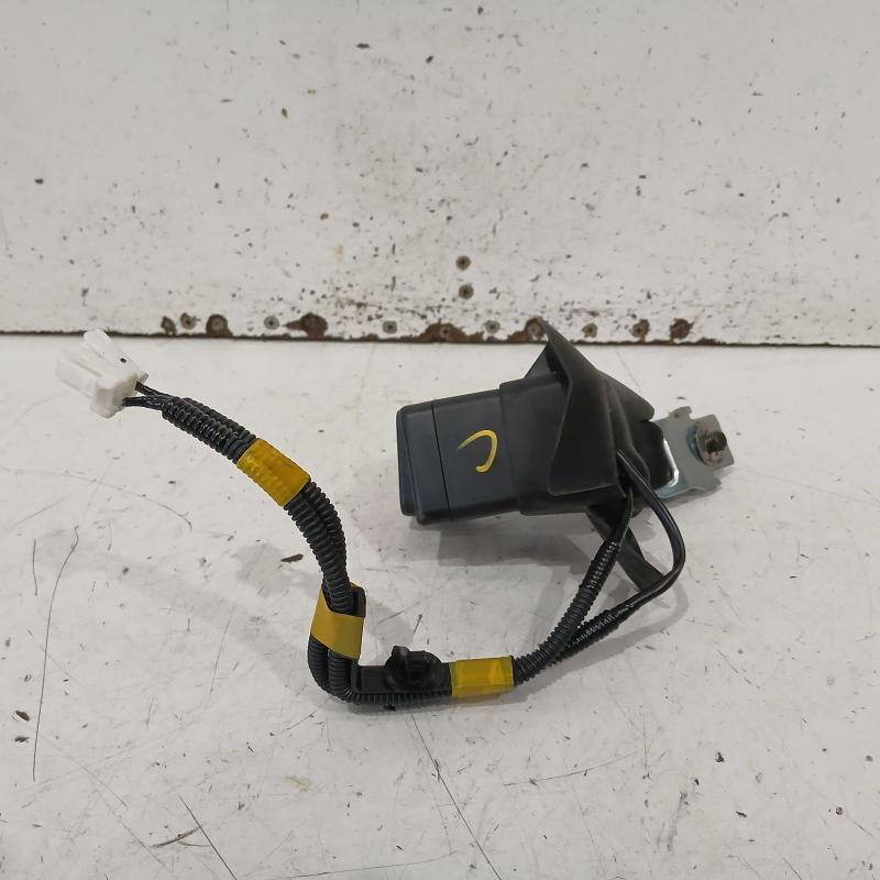 seat belt stalk
