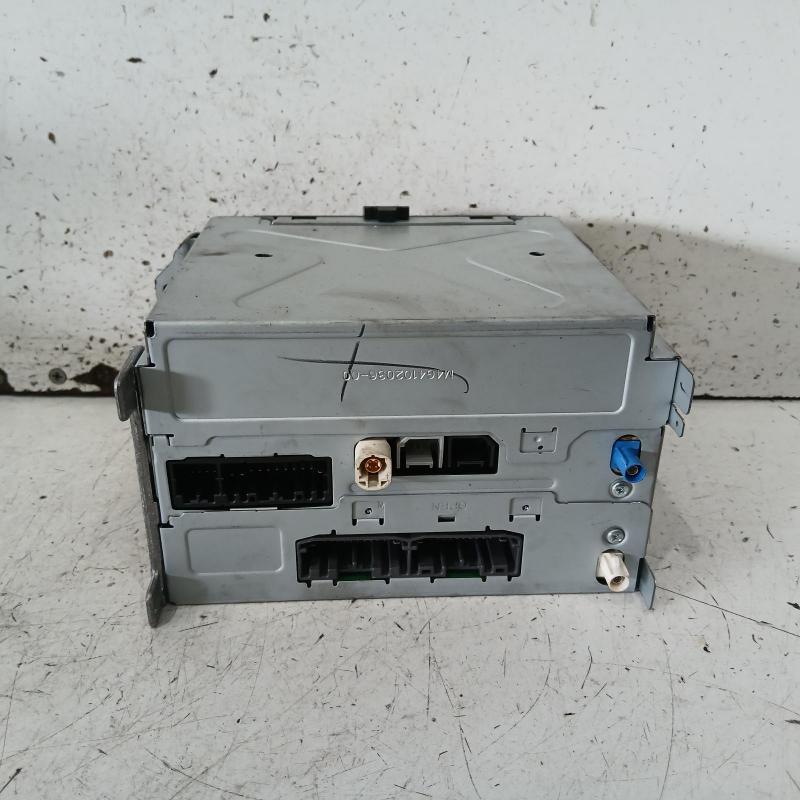 stereo/head unit
