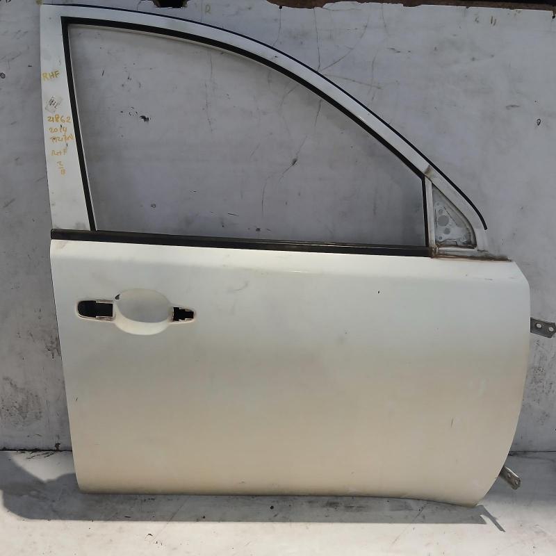 door front right