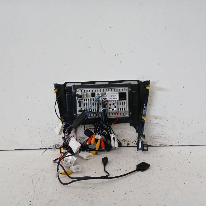 stereo/head unit