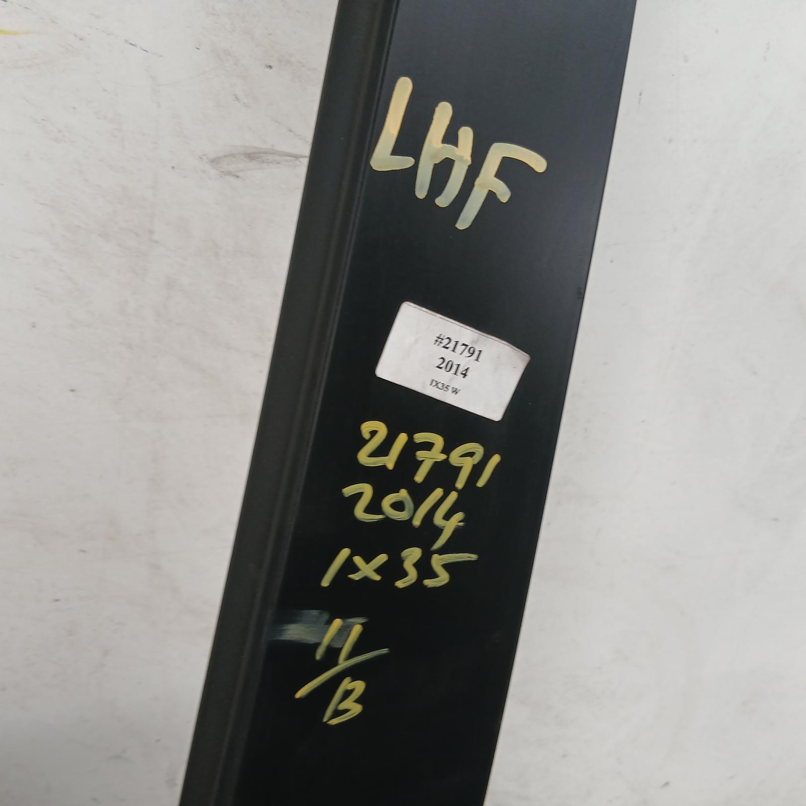 Ix35 Door Front Left 2009-2016 lm series,non mould type,11/09-01/16 00021791 #709915