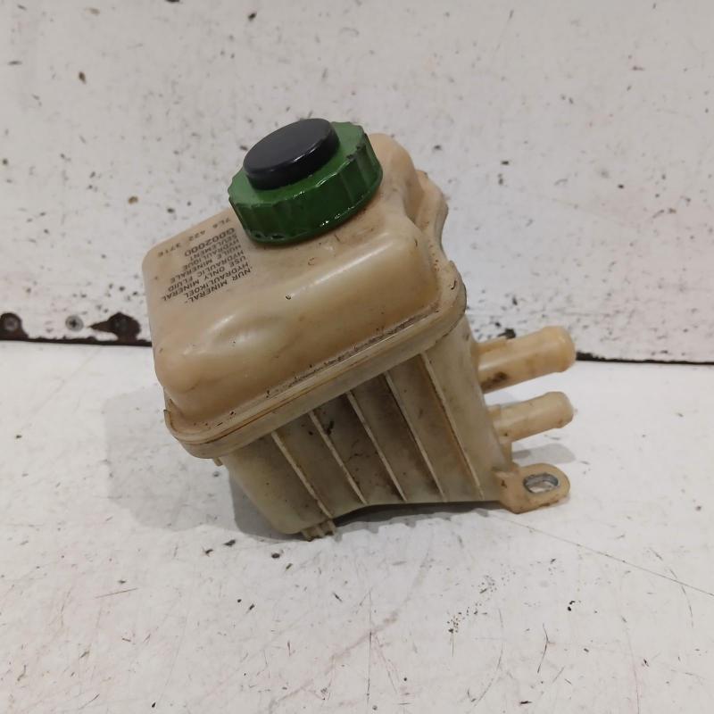 power steering reservoir