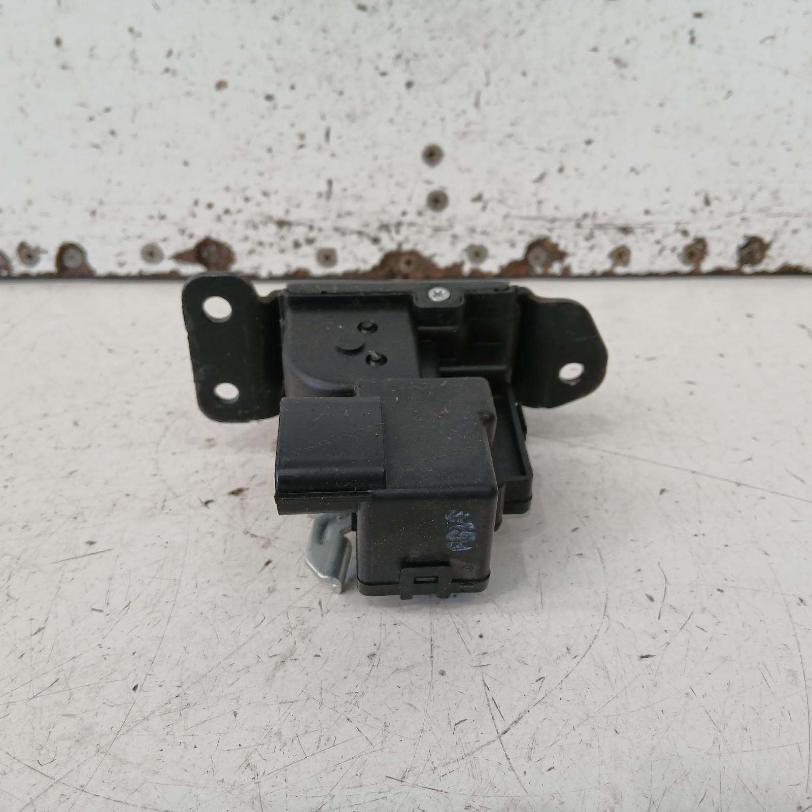 I30 Door/boot/gate Lock 2012-2017 tailgate lock,gd,5dr hatch,03/12-02/17 00021167 #710226
