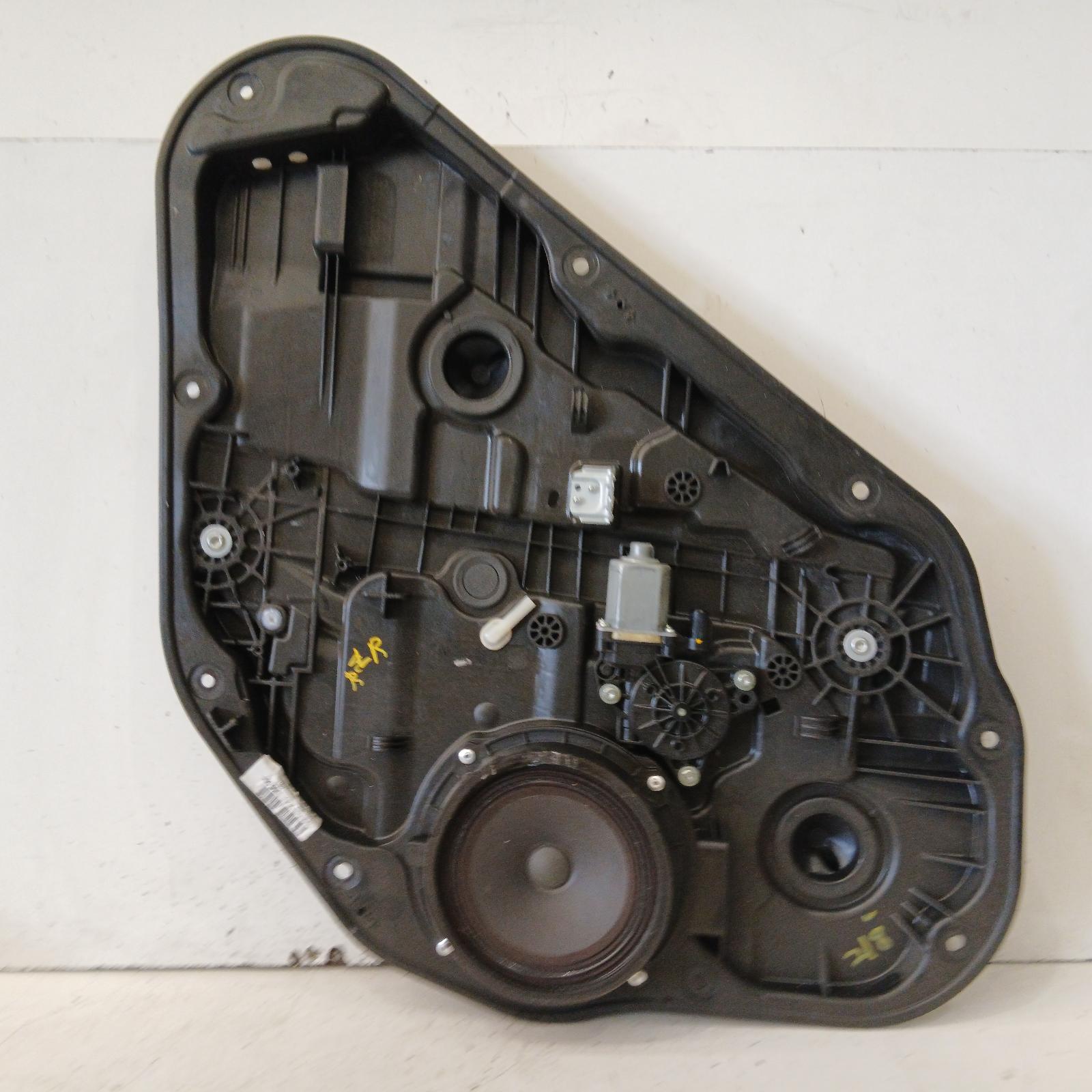 I30 Window Regulator/motor Rear Right 2012-2017 gd,hatch,door reg assy (reg and motor),(motor-2 pin),03/12-04/17 00021167 #710248