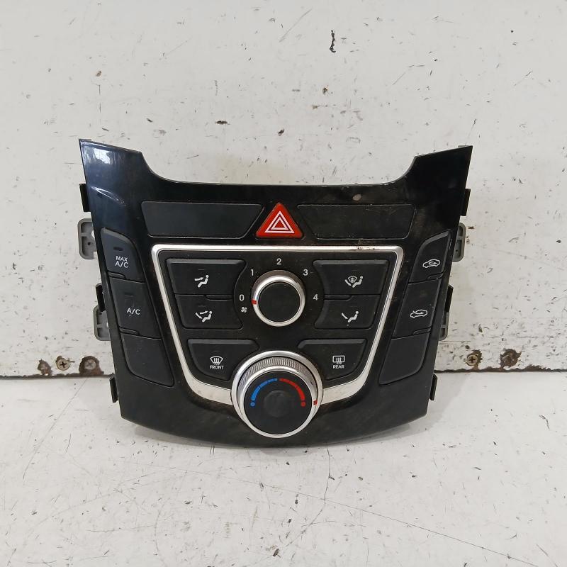 heater/aircon controls