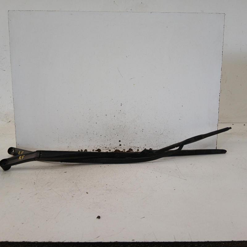 wiper arm