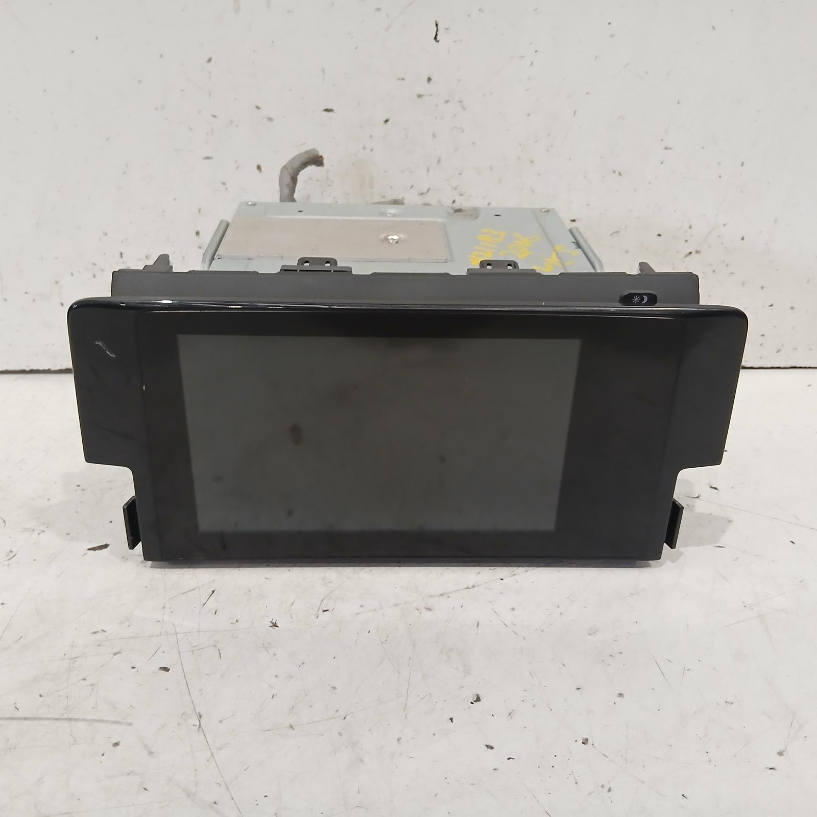 Civic Stereo/head Unit 2016-2021 7in touchscreen (w/ sat nav type),10th gen,05/16-08/21 00021183 #710348