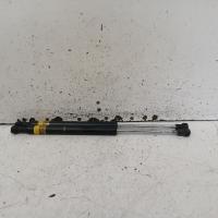 hatch strut