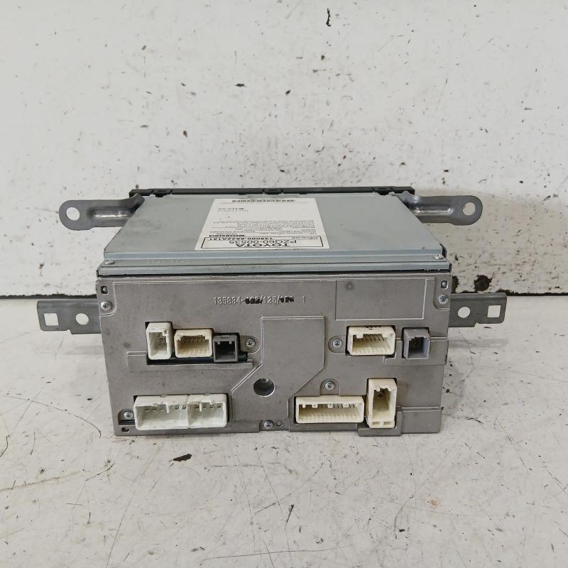 stereo/head unit