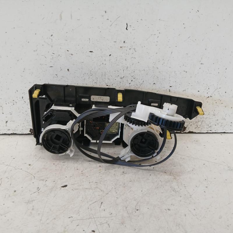 heater/aircon controls