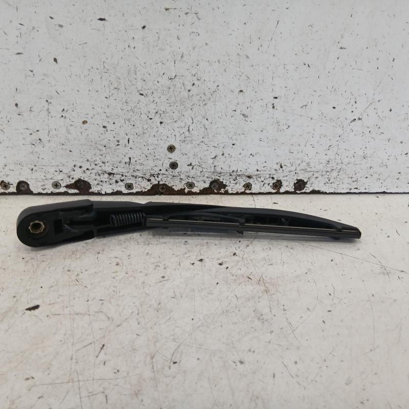 wiper arm