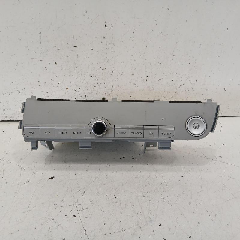 stereo/head unit