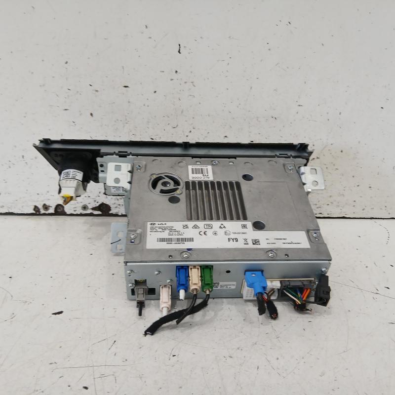 stereo/head unit