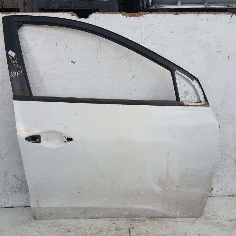 door front right
