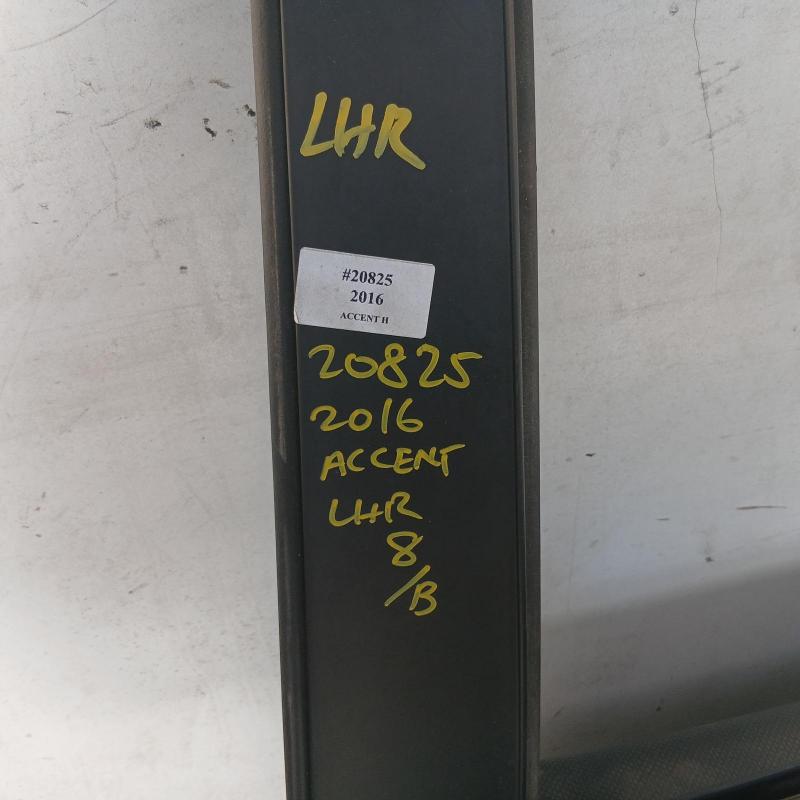 door/sliding rear left
