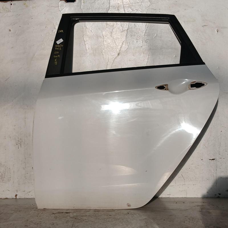 door/sliding rear left
