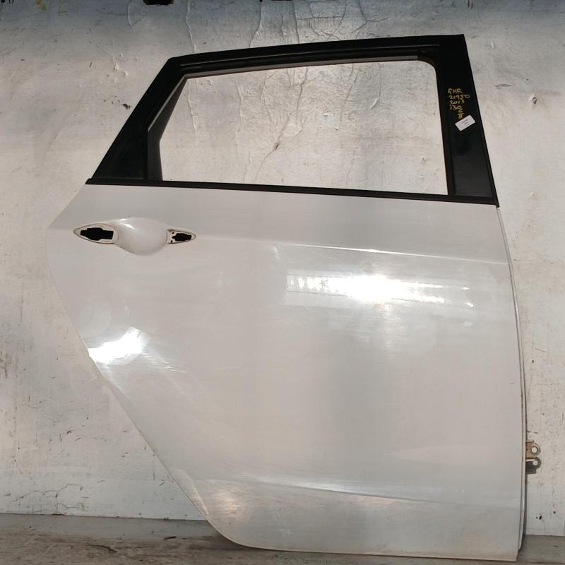 door/sliding rear right