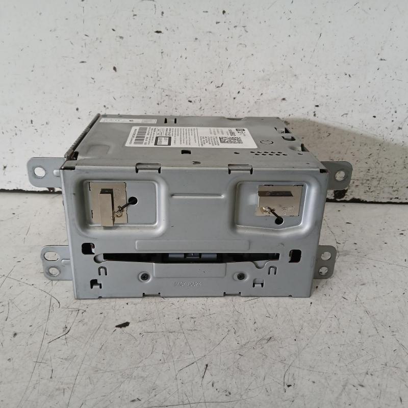 stereo/head unit