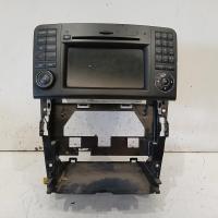 stereo/head unit