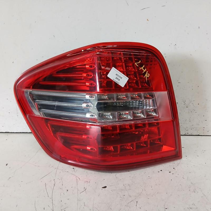 taillight left